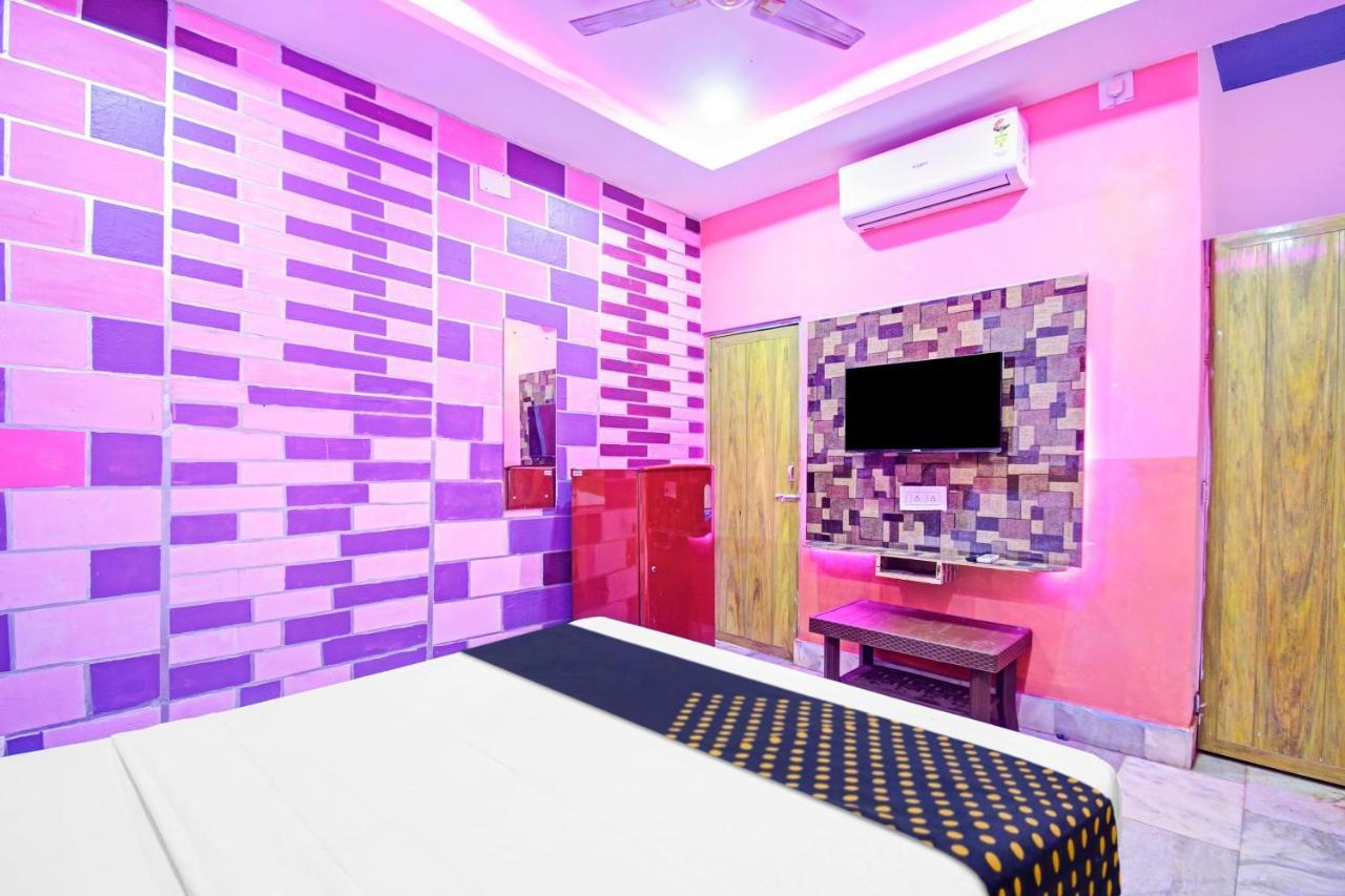 Spot On 81220 New Asha Hotel Puri Eksteriør billede